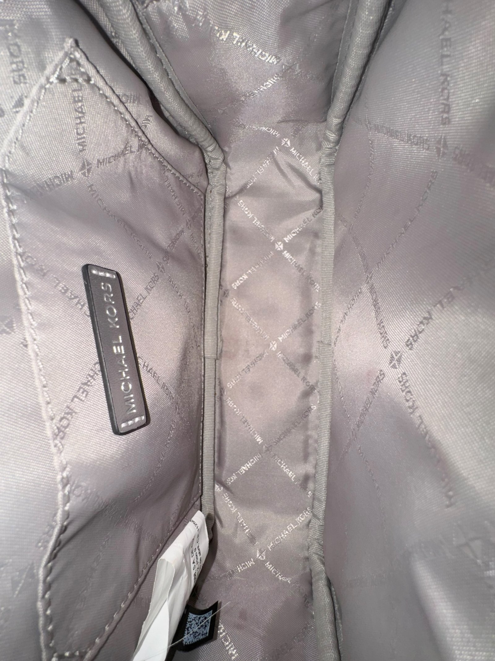 MICHAEL KORS - JET SET SIGNATURE AIRPLANE - Image 4