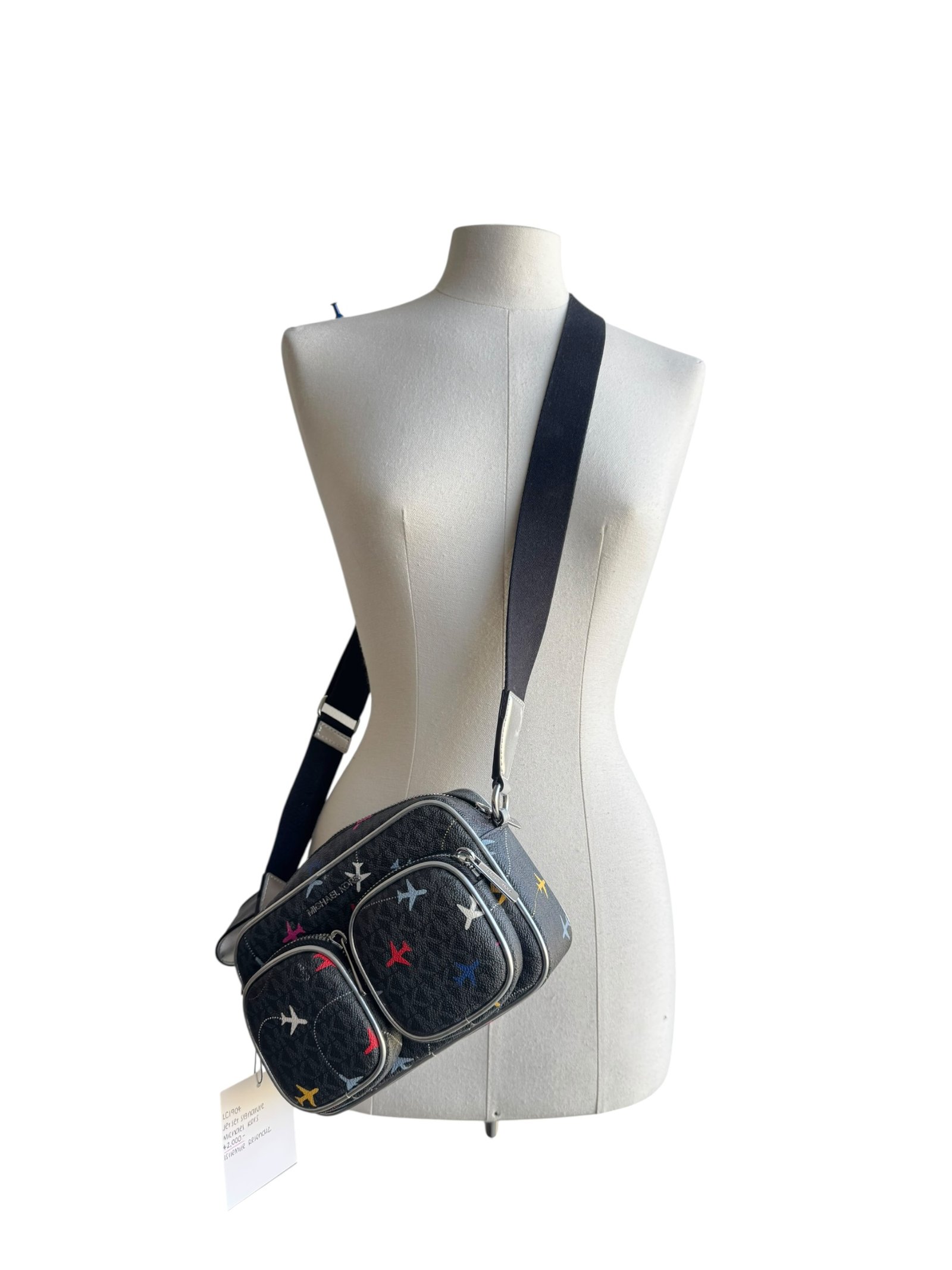 MICHAEL KORS - JET SET SIGNATURE AIRPLANE - Image 5