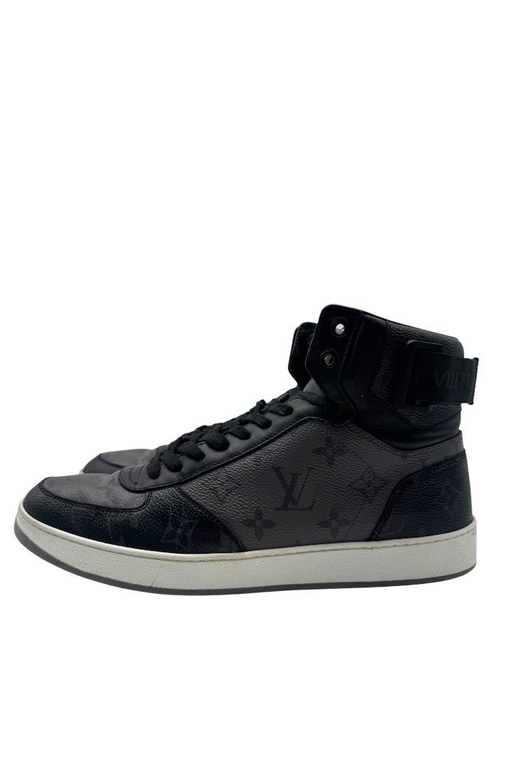 LOUIS VUITTON - SNEAKERS RIVOLI MONOGRAM - Image 10