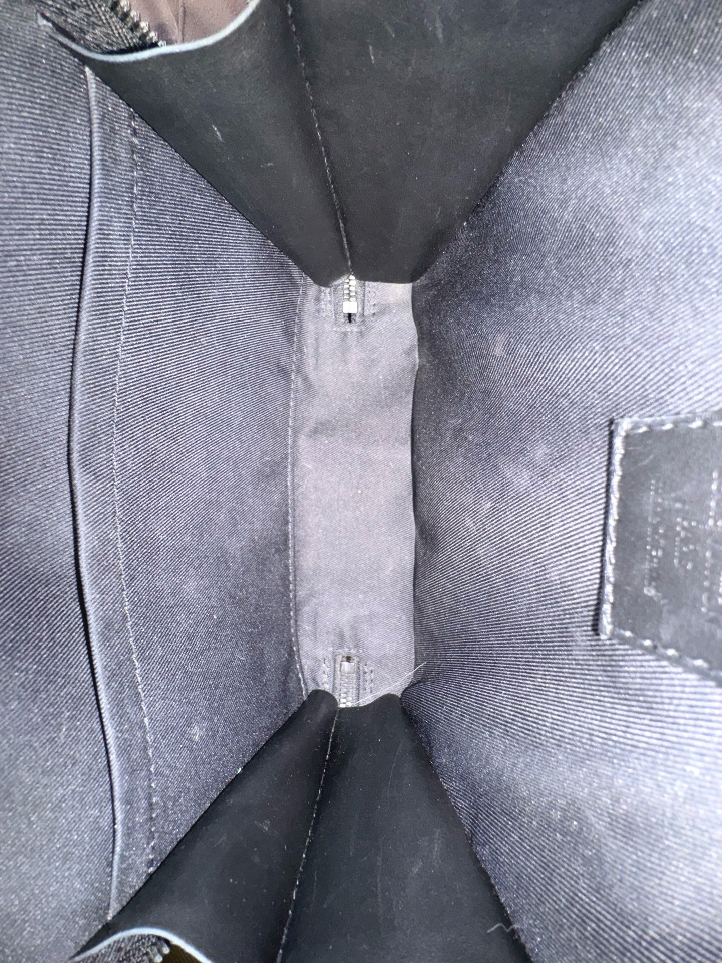 LOUIS VUITTON - HANDIE SOFT TRUNK MONOGRAM - Image 7