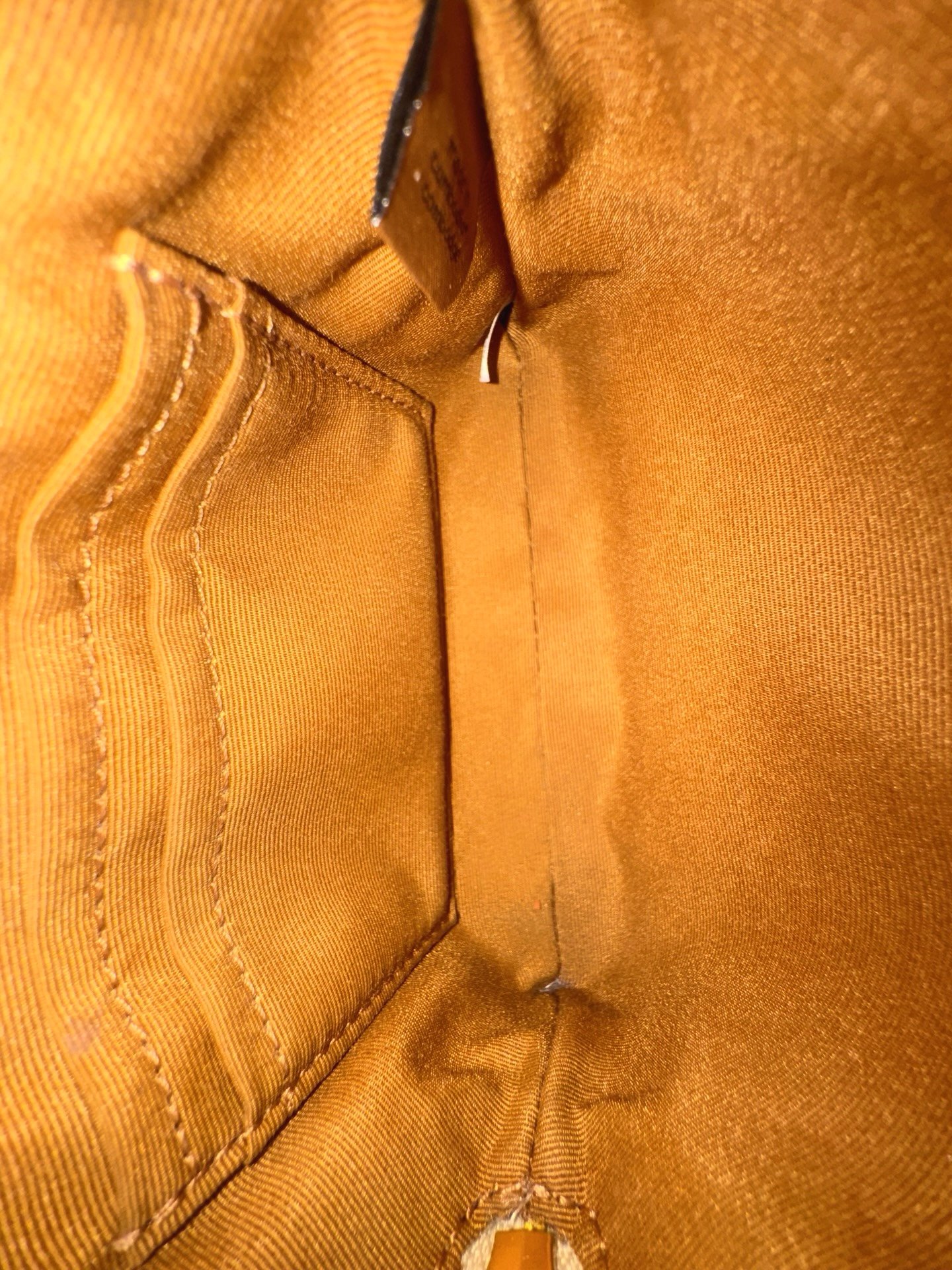 COACH - WRISLET CHERRY - Image 10