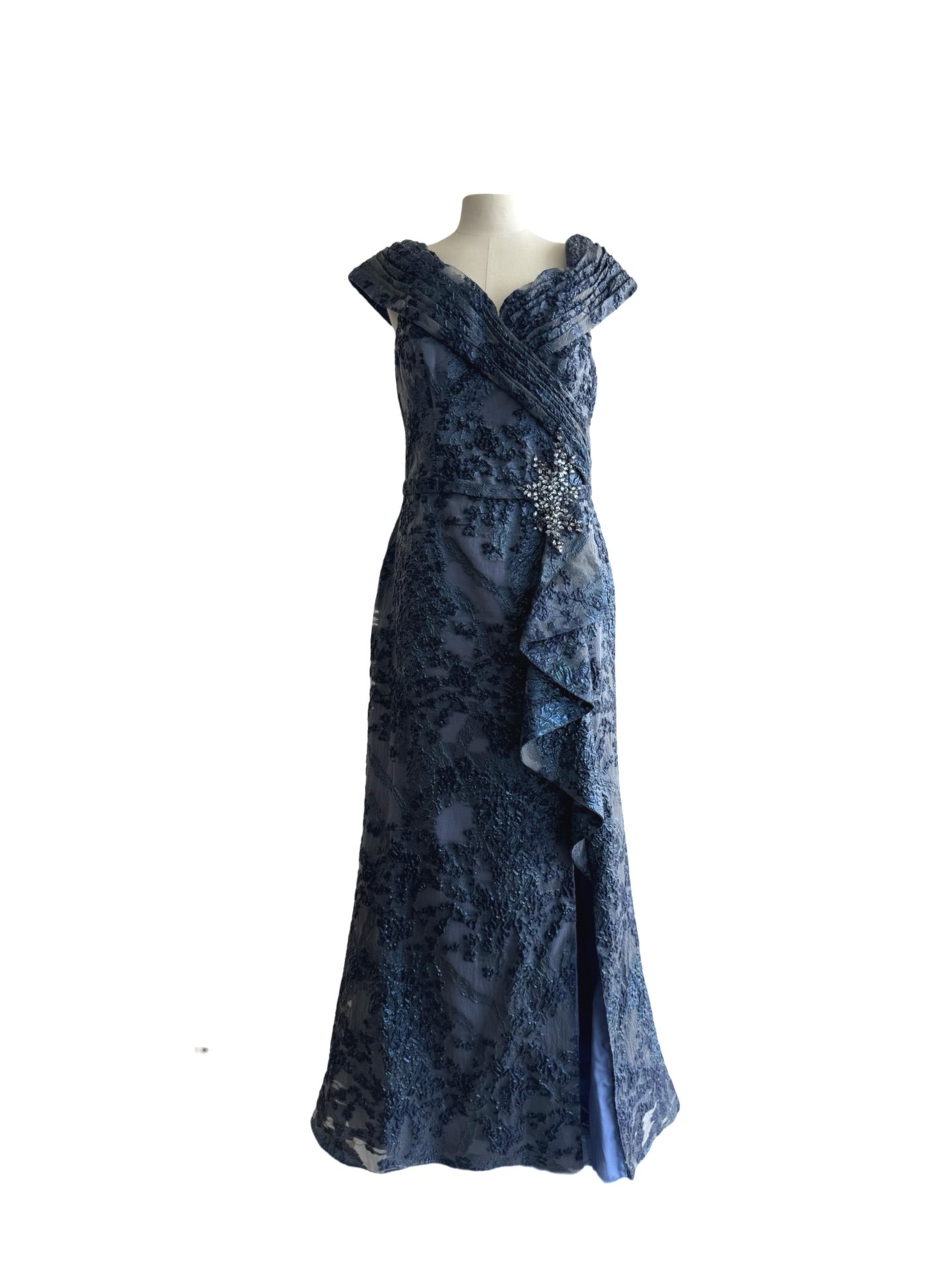ETHERIAL ELEGANCE - Image 5