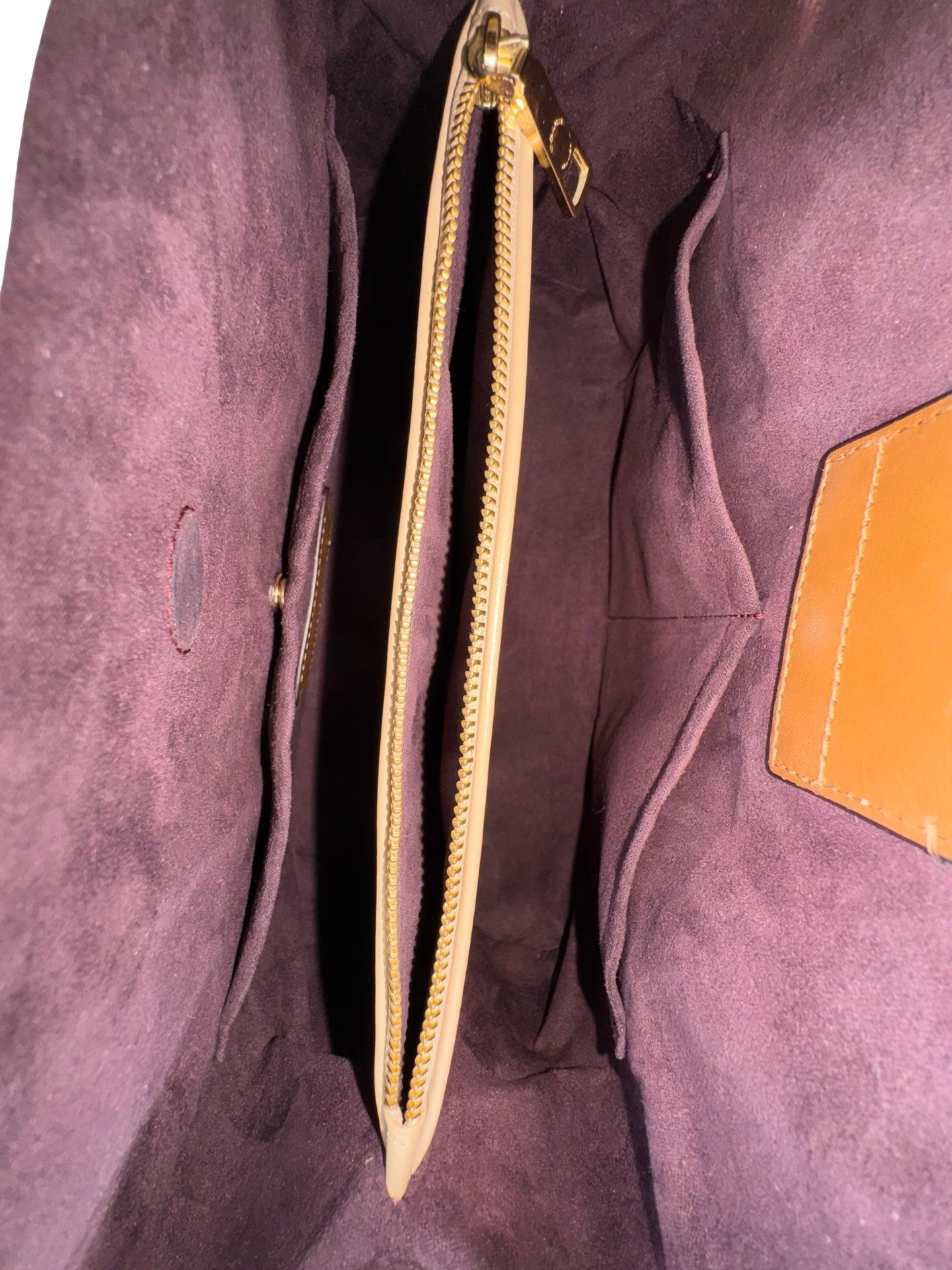 COACH - MARGOT CARYALL - Image 6