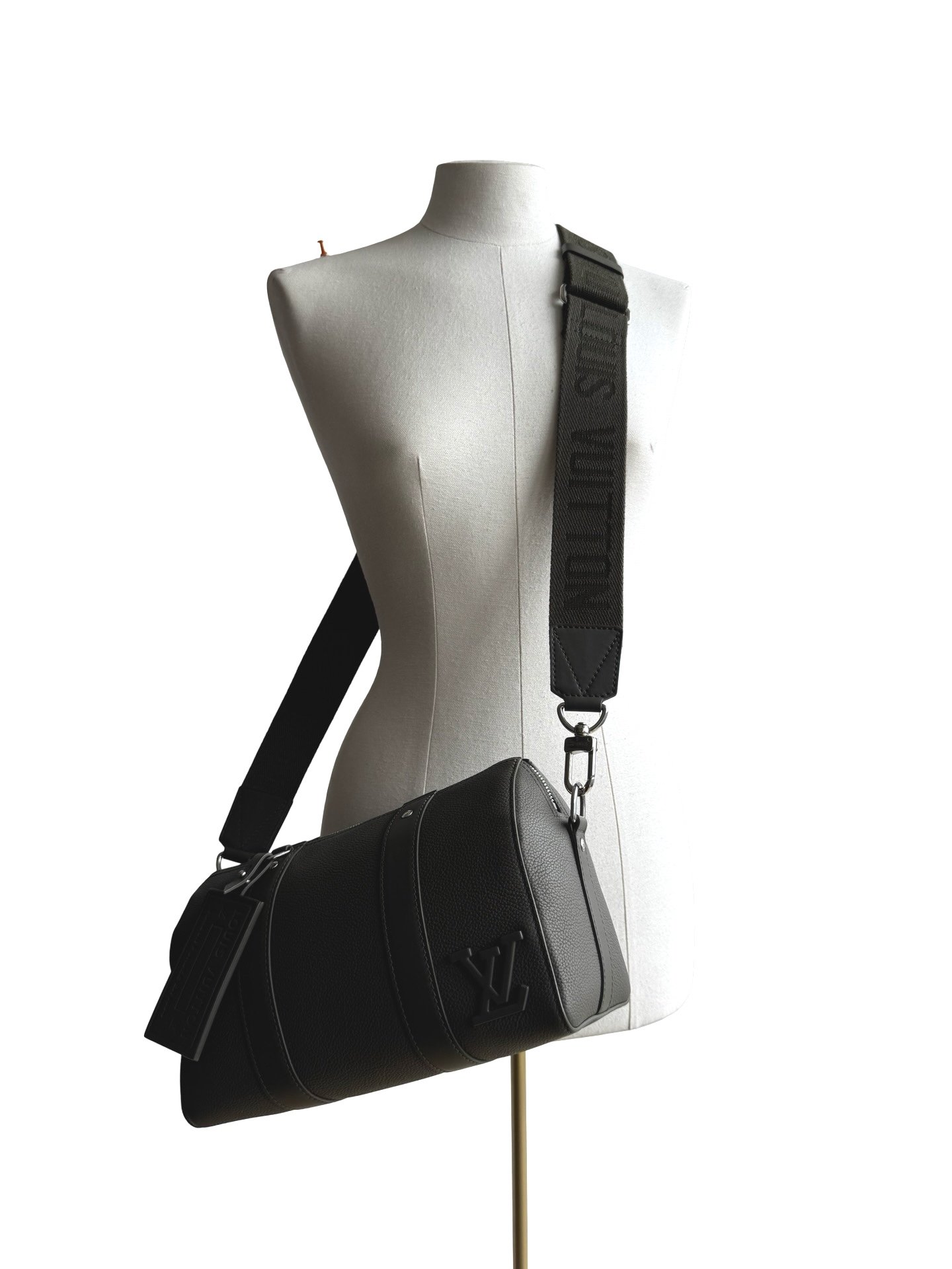 LOUIS VUITTON - CITY KEEPALL - Image 10