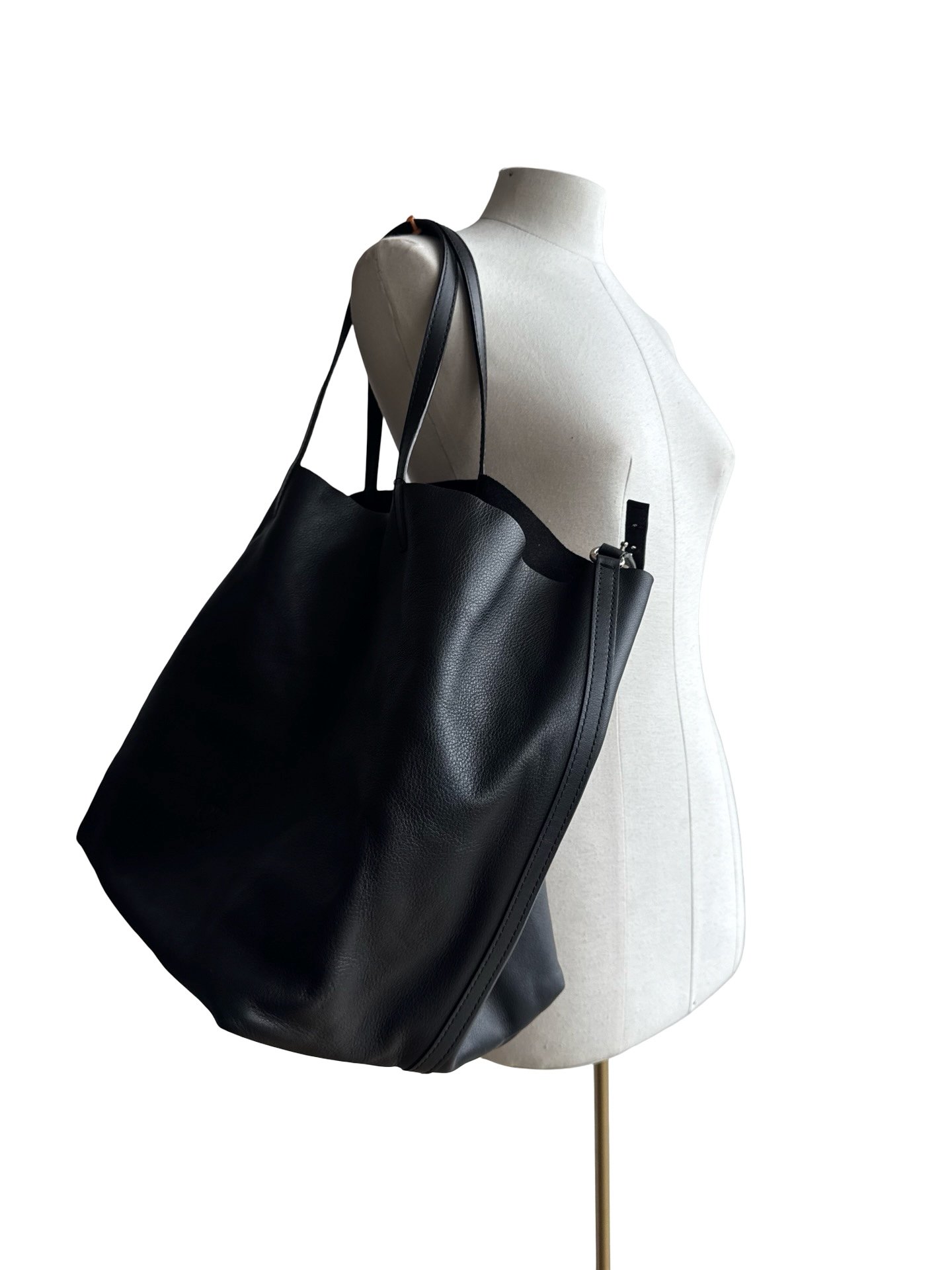 CAROLINA HERRERA - MATRYOSHKA L SOFT BLACK - Image 8