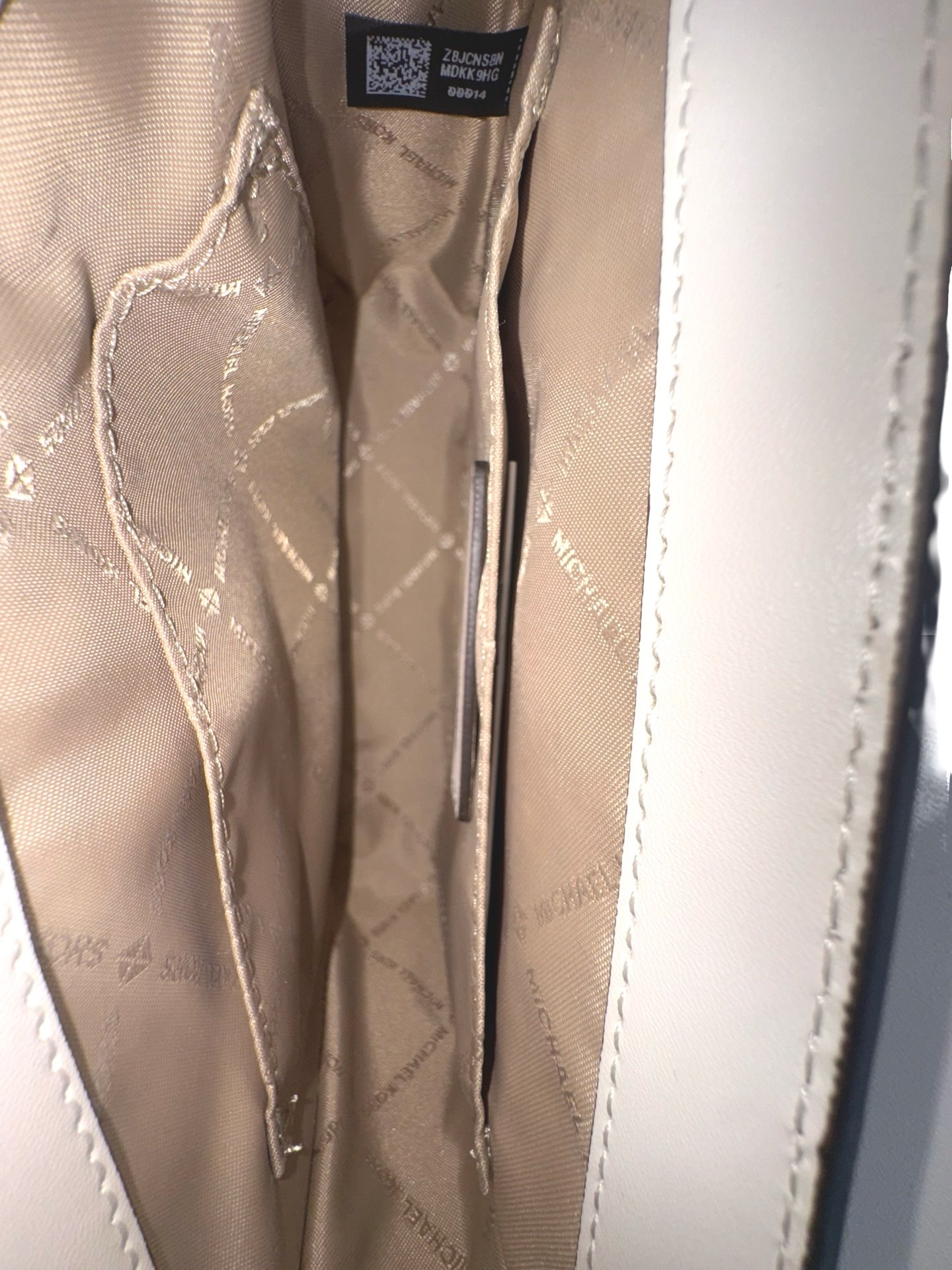 MICHAEL KORS - COV CROC BAG - Image 8