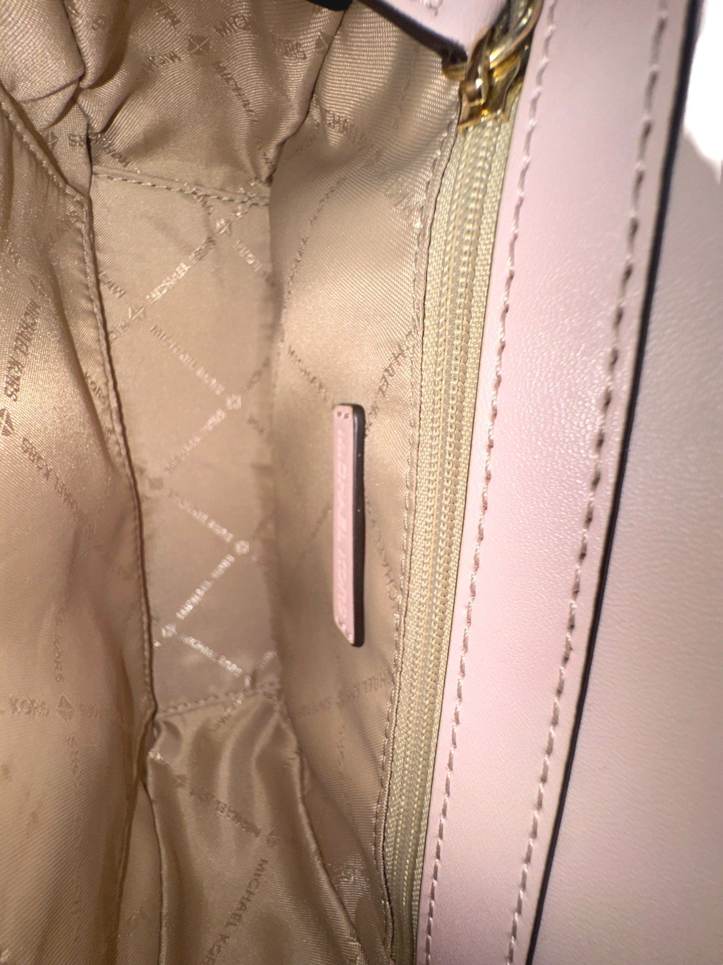 MICHAEL KORS - MERCER CROC BAG - Image 10