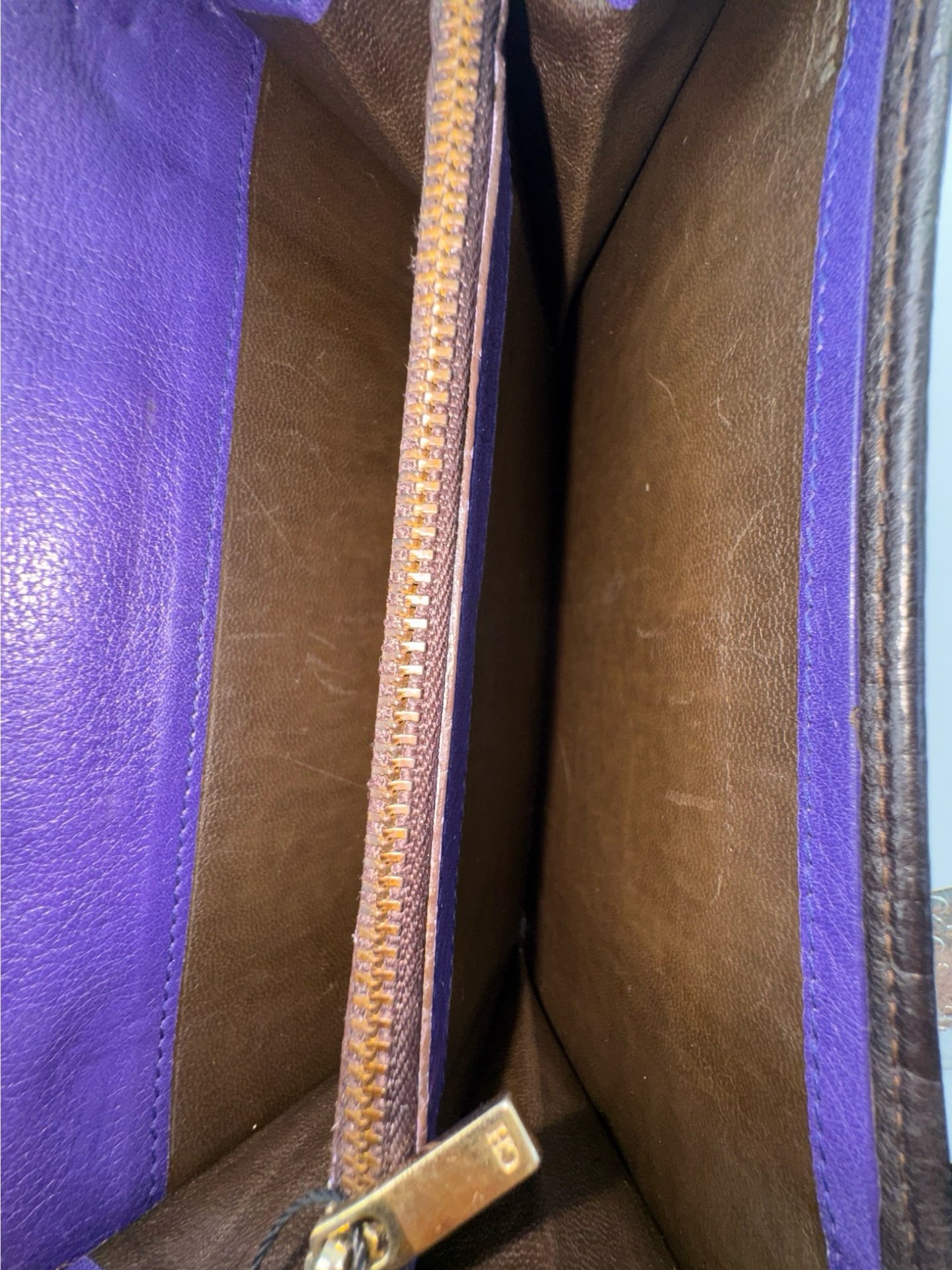 CAROLINA HERRERA - FLAP CH WALLET - Image 13