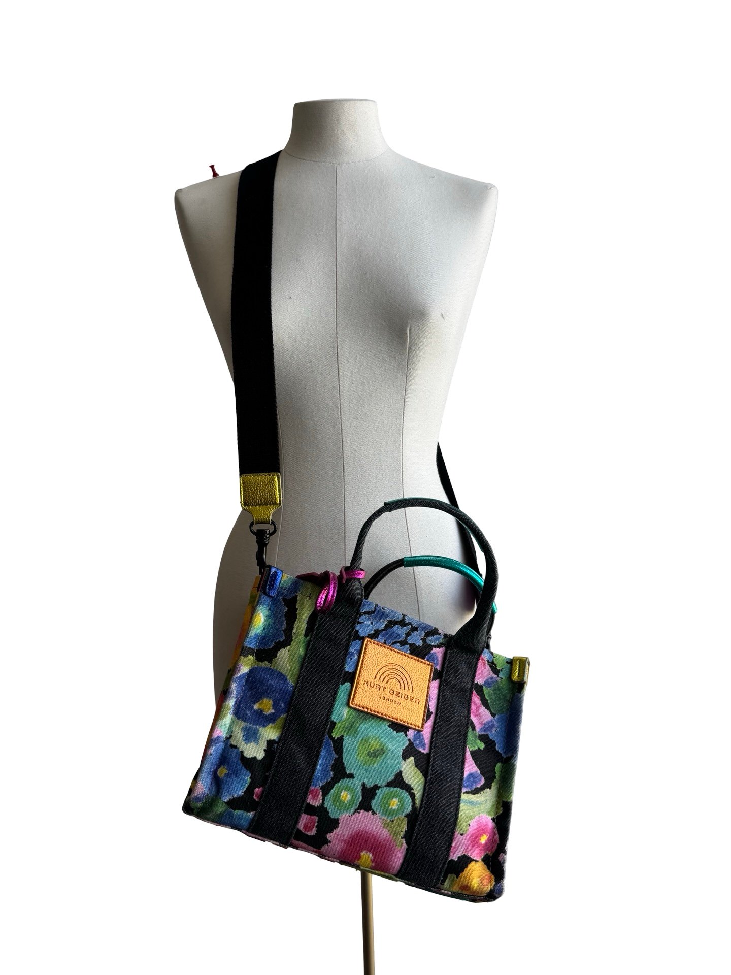 KURT GEIGER - SOUTHBANK FLOWERS BAG - Image 13