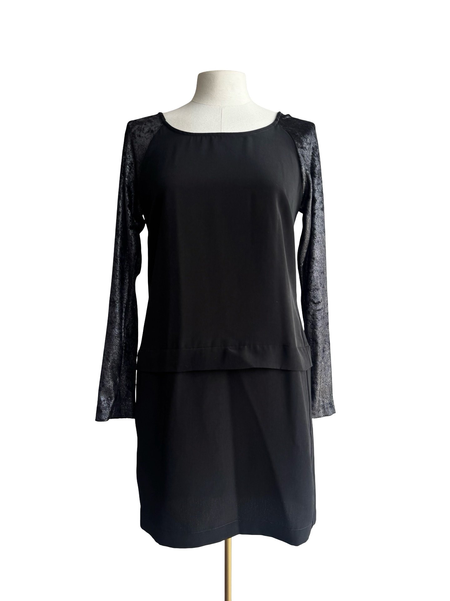 BGBG - VELET BLACK DRESS - Image 4