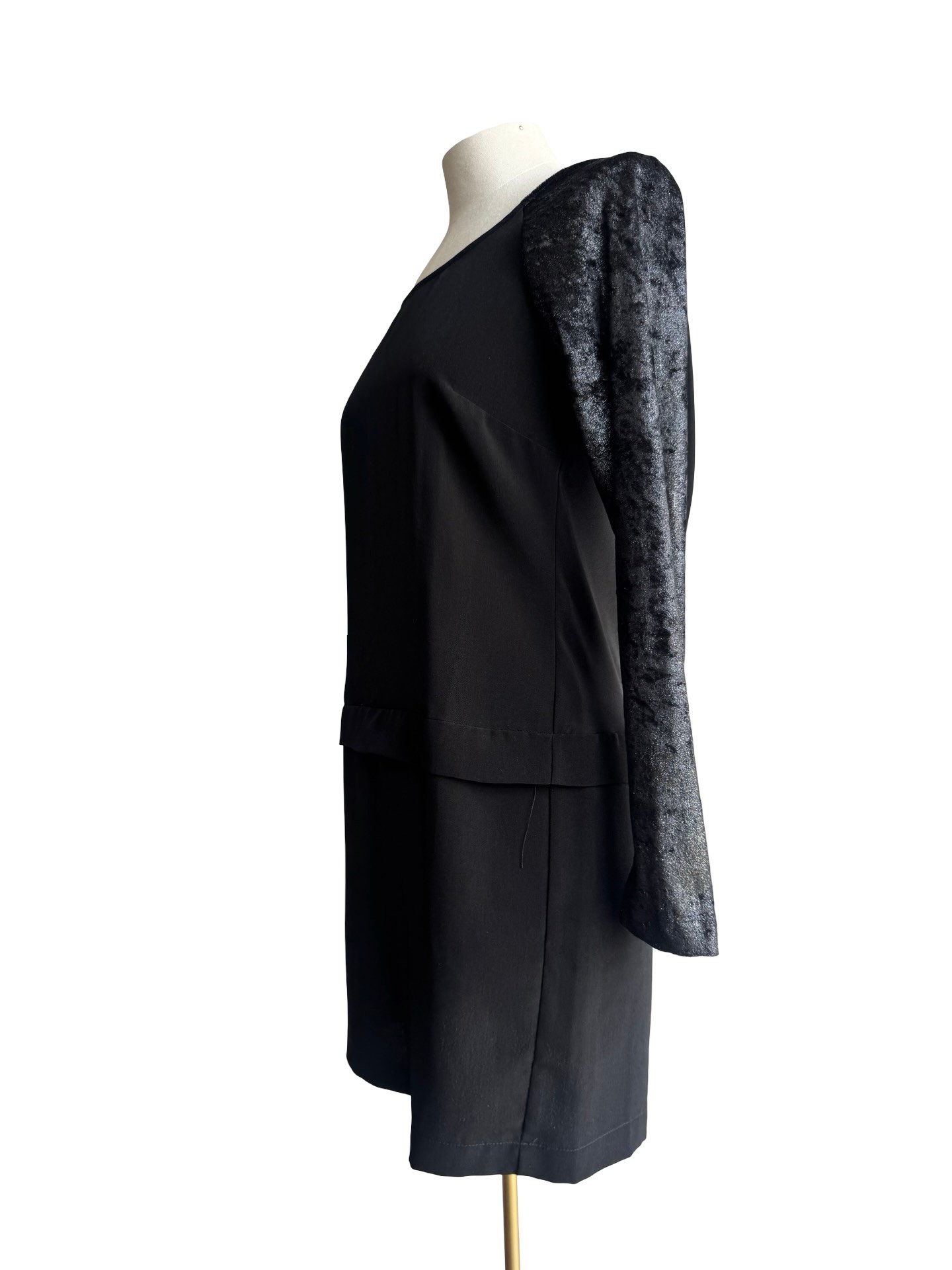 BGBG - VELET BLACK DRESS - Image 6